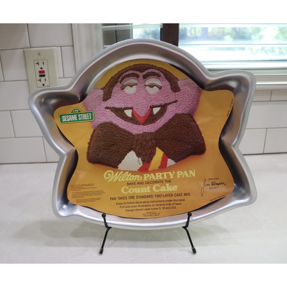 Vintage Wilton Sesame Street The Count Von Count Cake Pan 2105-2873 Jim Henson